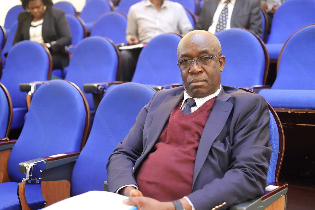 prof_aduda
